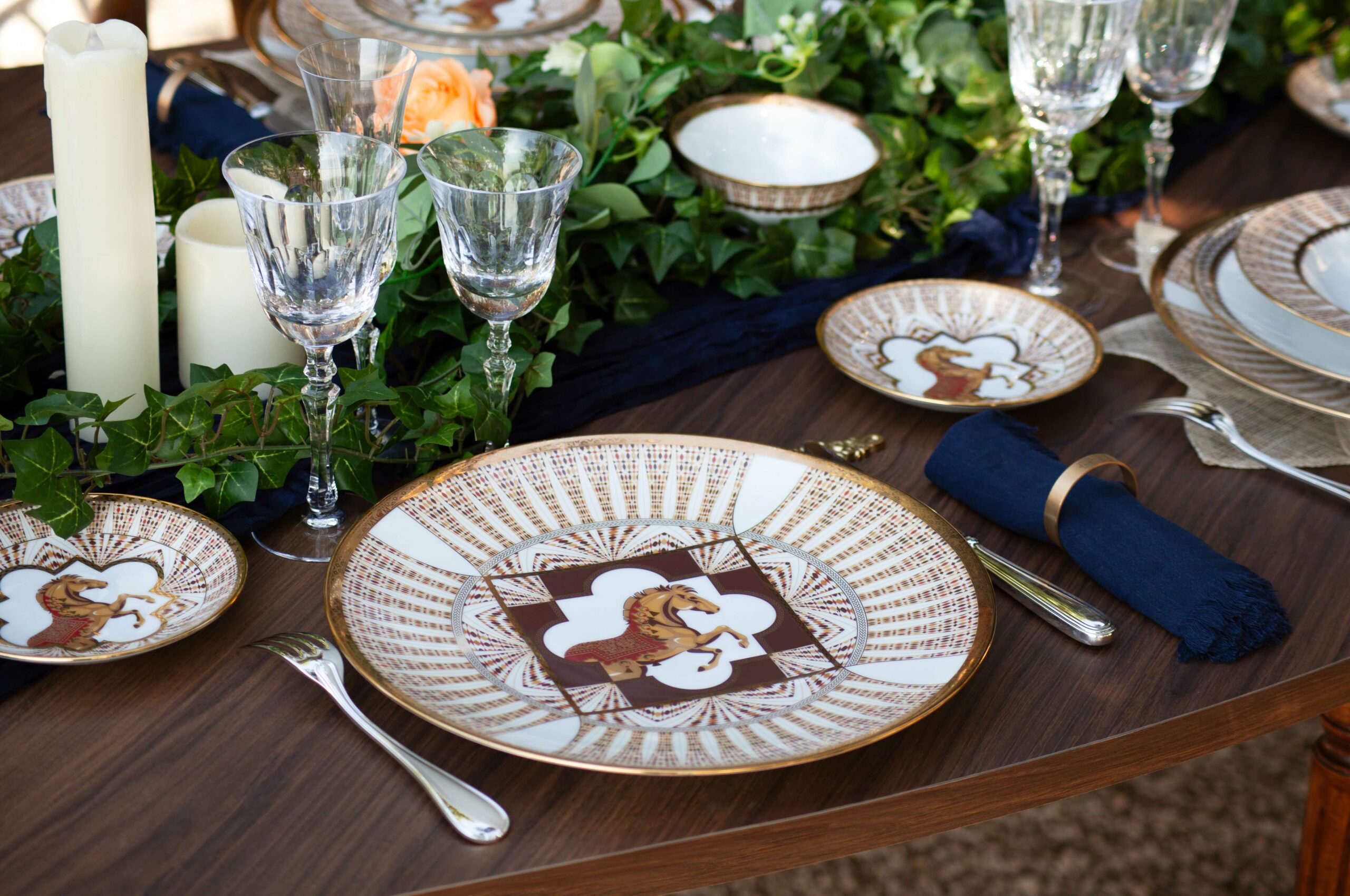 haviland-limoges-cavalier-royal-pr-sentationsteller image 3